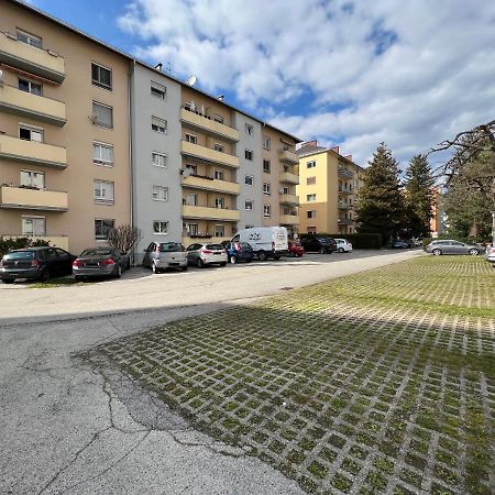 Friendly Space Apartment Грац Экстерьер фото